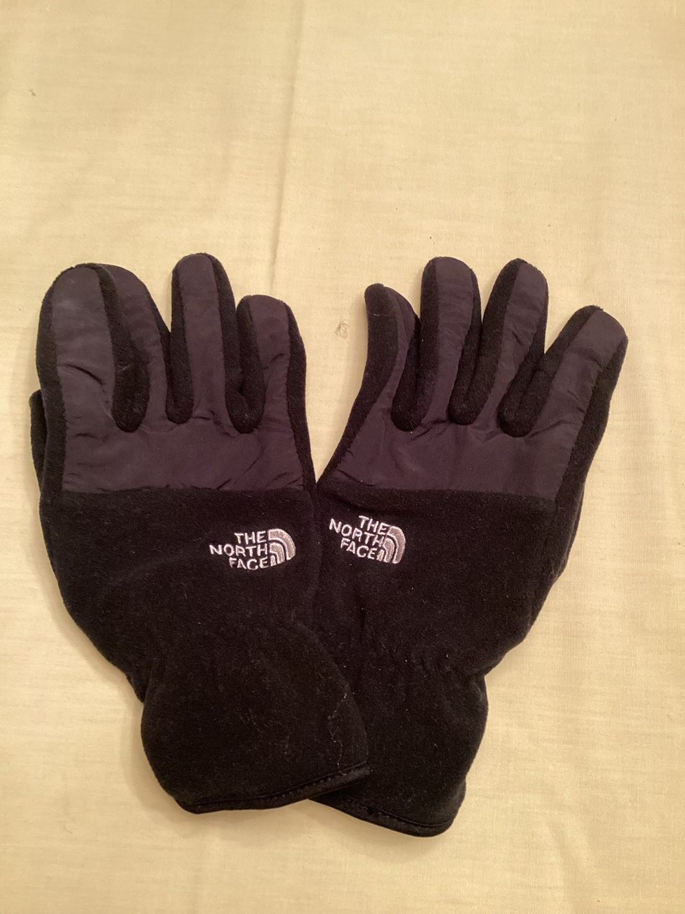 The North Face Men’s Black Nylon Gloves Size XL